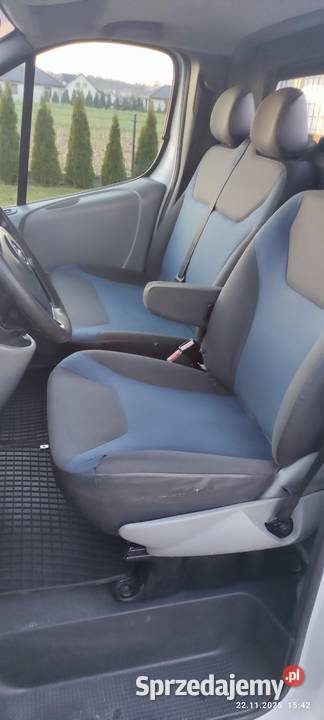 Opel Vivaro 20 CDTI pickup skrzynia nie trafic sprzedam