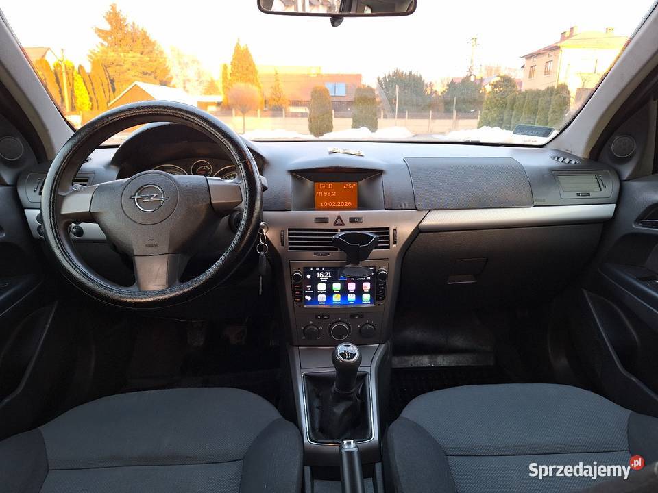 Opel Astra 16 benzynaklimatyzacjaniski przebieg Kombi Dębica