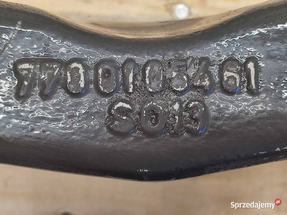 Wahacz przedniej osi 7700105461 Claas Axion 930 Pozostałe