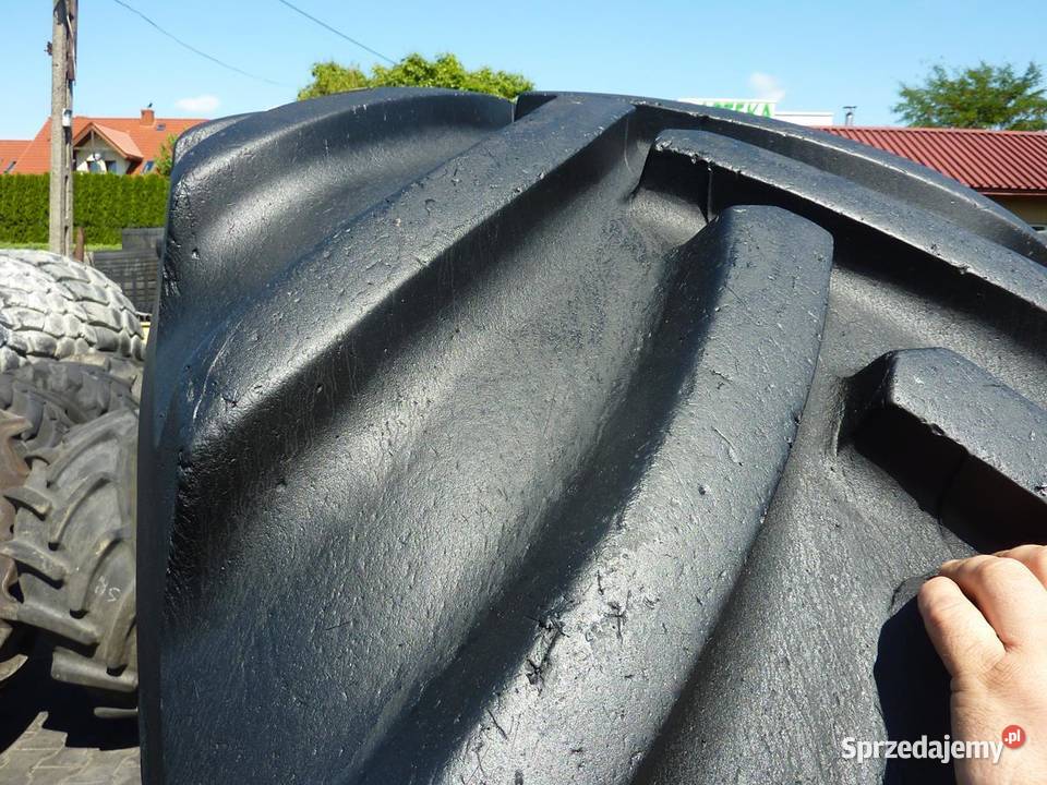 Opona używana rolnicza 80070R32 CONTINENTAL SVT 32cale Motoryzacja sprzedam