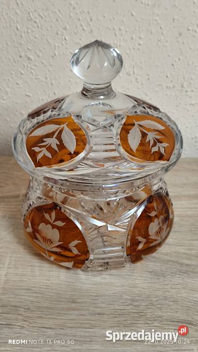 Duża bomboniera kryształowa PRLHuta Julia Wiązów