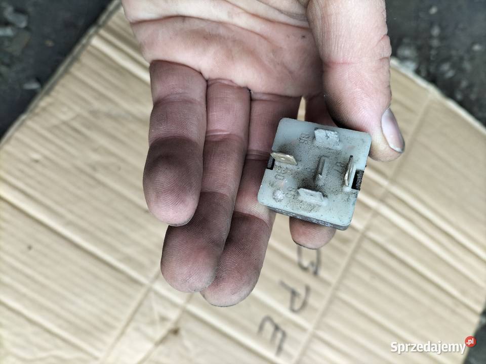 Przekaźnik VW SEAT AUDI 204 431951253H Kamień-Kolonia