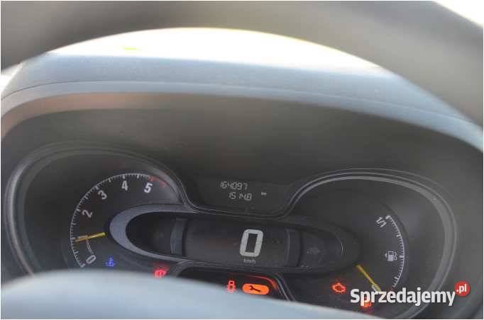 OPEL VIVARO 2017 159800 ccm 125 Warszawa