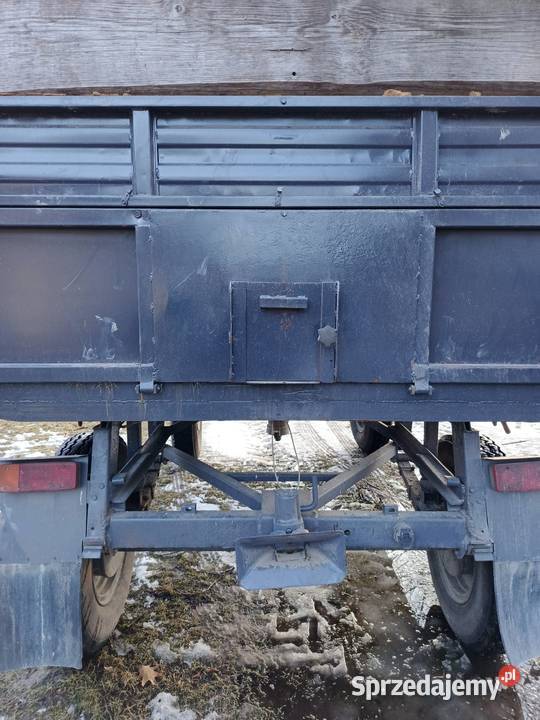 Przyczepa wywrotka d47 Przyczepy rolnicze Jędrzejów sprzedam