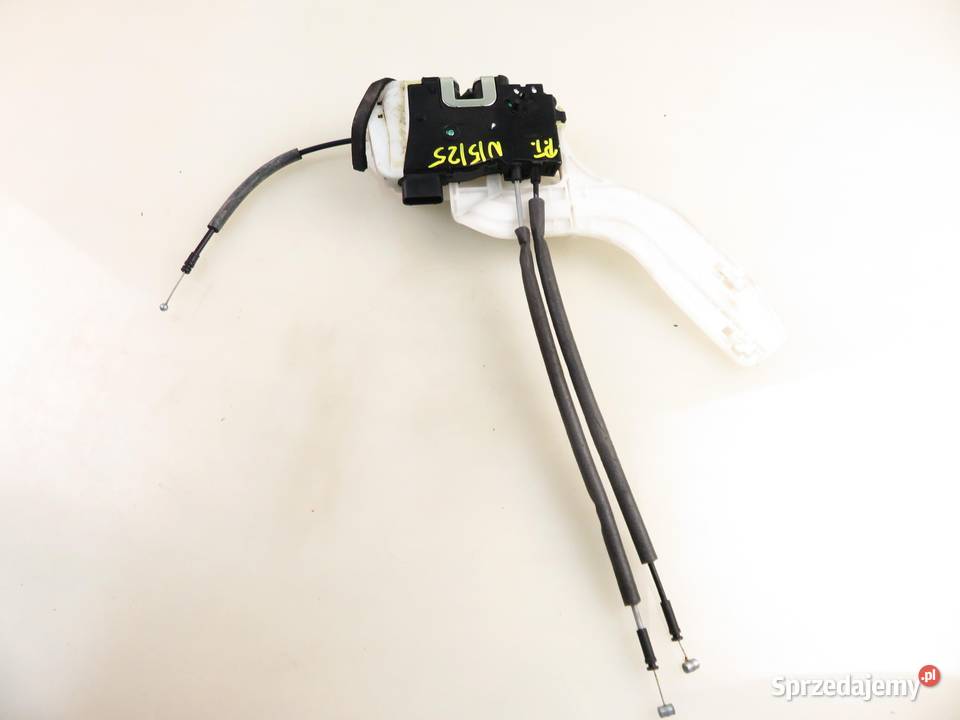 ZAMEK PRAWY TYLNY HYUNDAI ix35 814202Y010 Części samochodowe