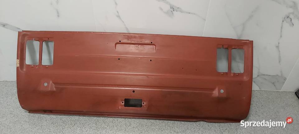 Pas tylny Fiat 125p Rok produkcji 1972