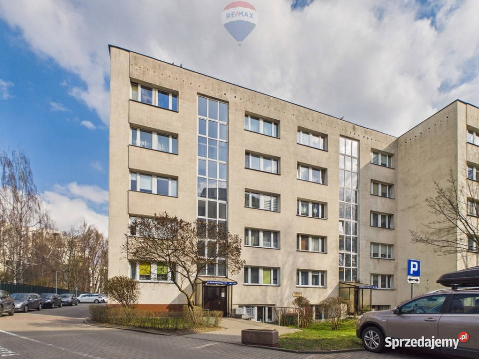 2 pokoje Ursynów 7 min spacerem do metra Rok budowy 1980 Warszawa sprzedam