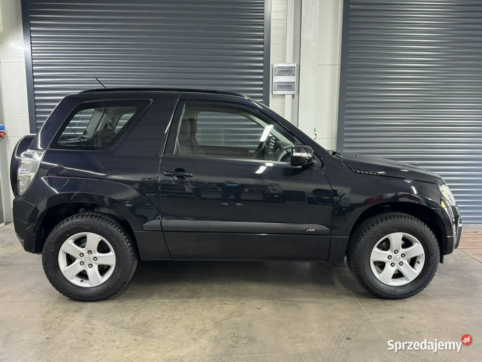 Suzuki Grand Vitara 24 salon bezwypadkowa 2/3 Chechło sprzedam