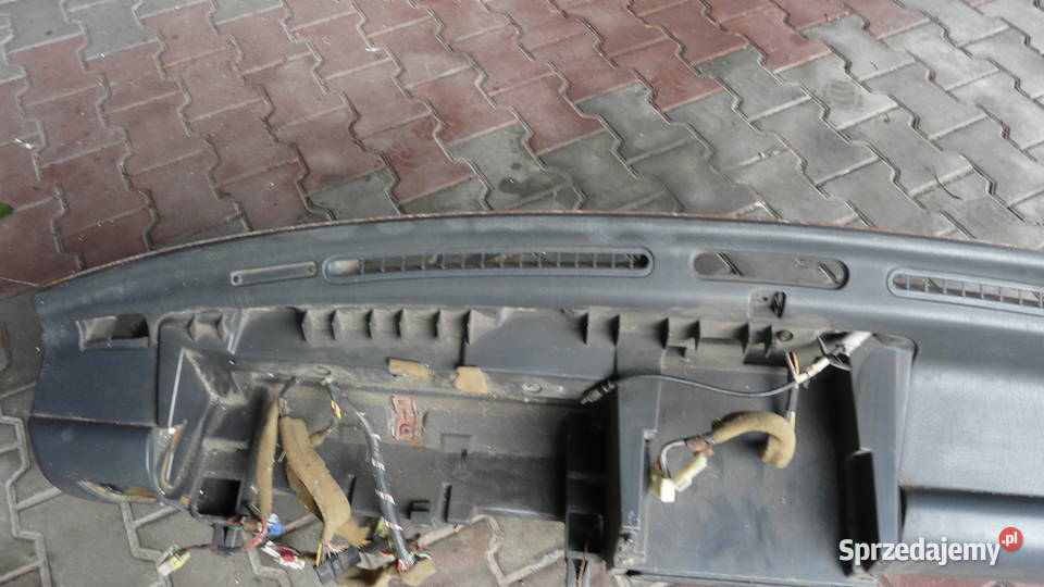 Deska rozdzielcza Monterey Trooper 1993 31