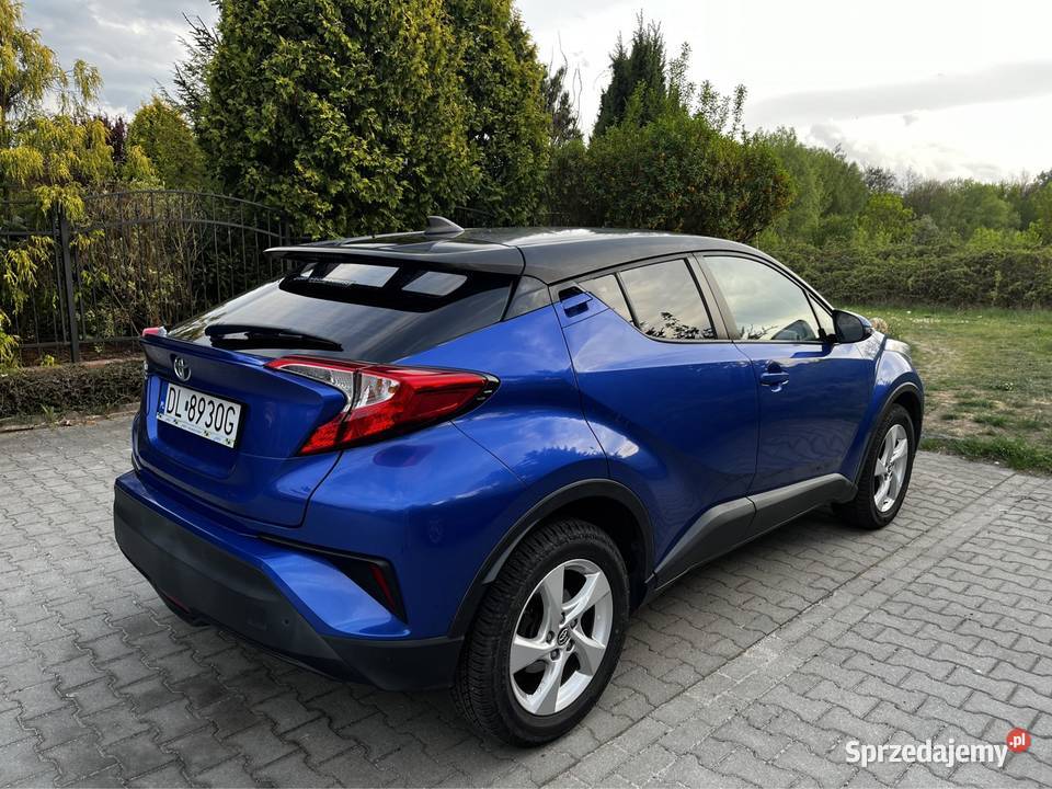 Toyota CHR salon Polska C-HR Legnica