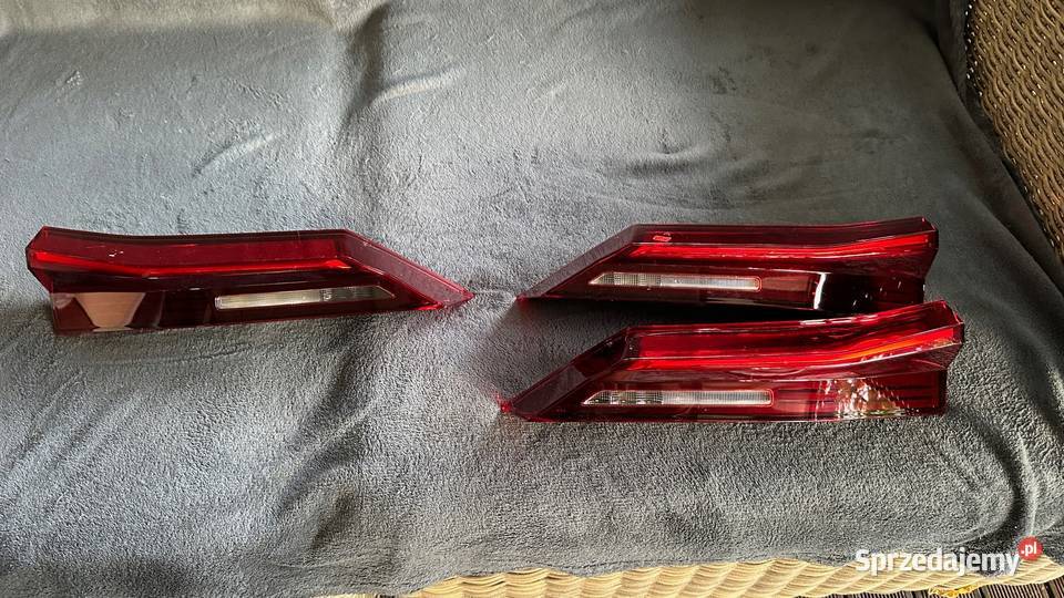 BMW X1 U11 LAMPA PRAWA TYLNA ZWYKŁA W KLAPE Gorzów Wielkopolski sprzedam