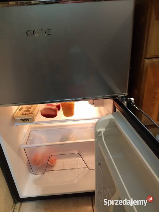 Lodówka z zamrażalnikiem Nałęczów sprzedam