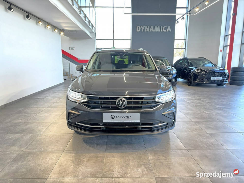 Volkswagen Tiguan Life 15TSI 150 DSG 2022 r aluminiowe felgi Myślenice