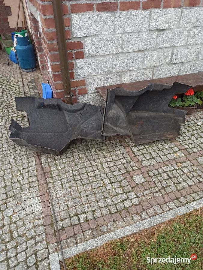 Tapicerka bagażnika mercedes w124 tapicerki samochodowe Gliwice sprzedam