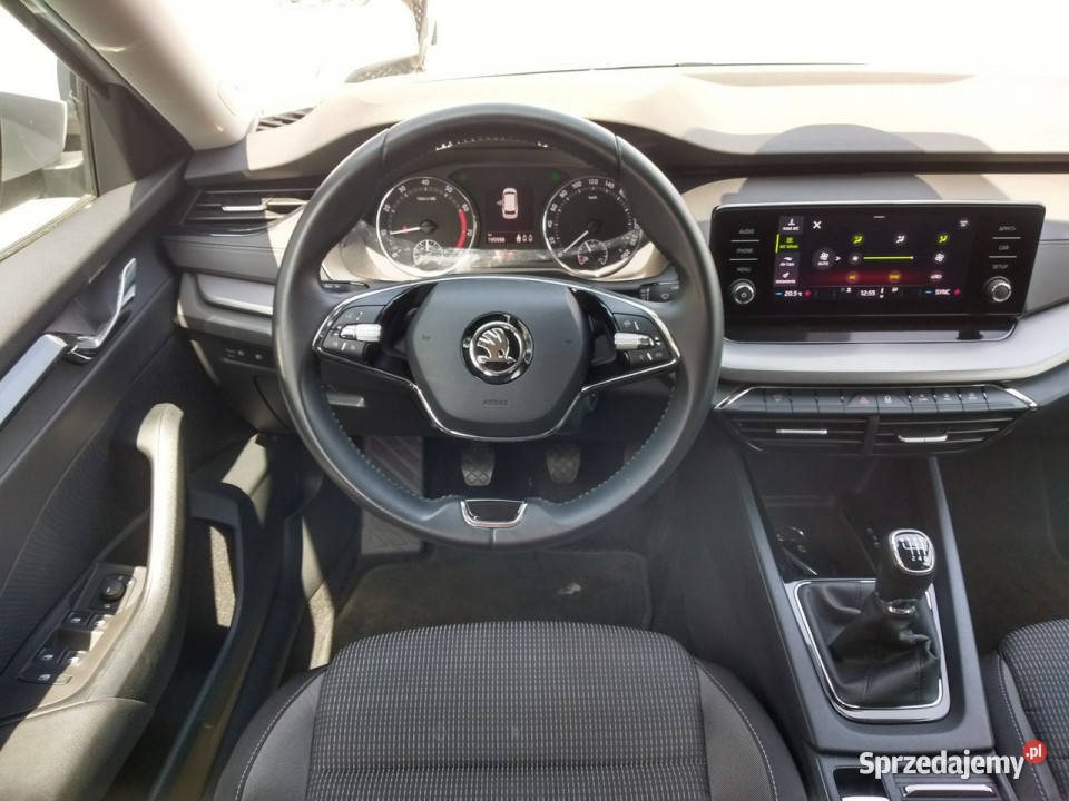 koda Octavia 15 TSI 150 kamera led smartlink Tychy