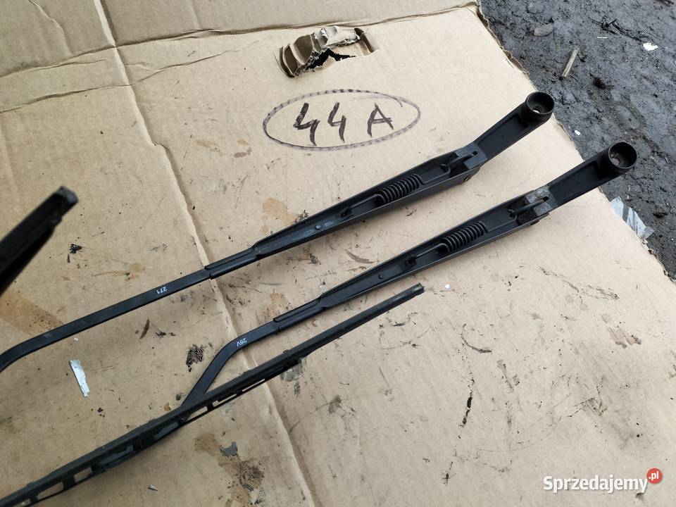 OPEL AGILA A RAMIĘ RAMIONA PRZEDNICH WYCIERACZEK Kamień-Kolonia