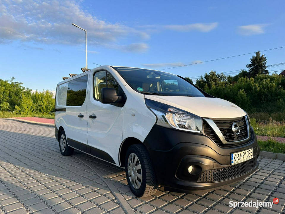 Nissan NV300 Nissan NV300 wielofunkcyjna kierownica