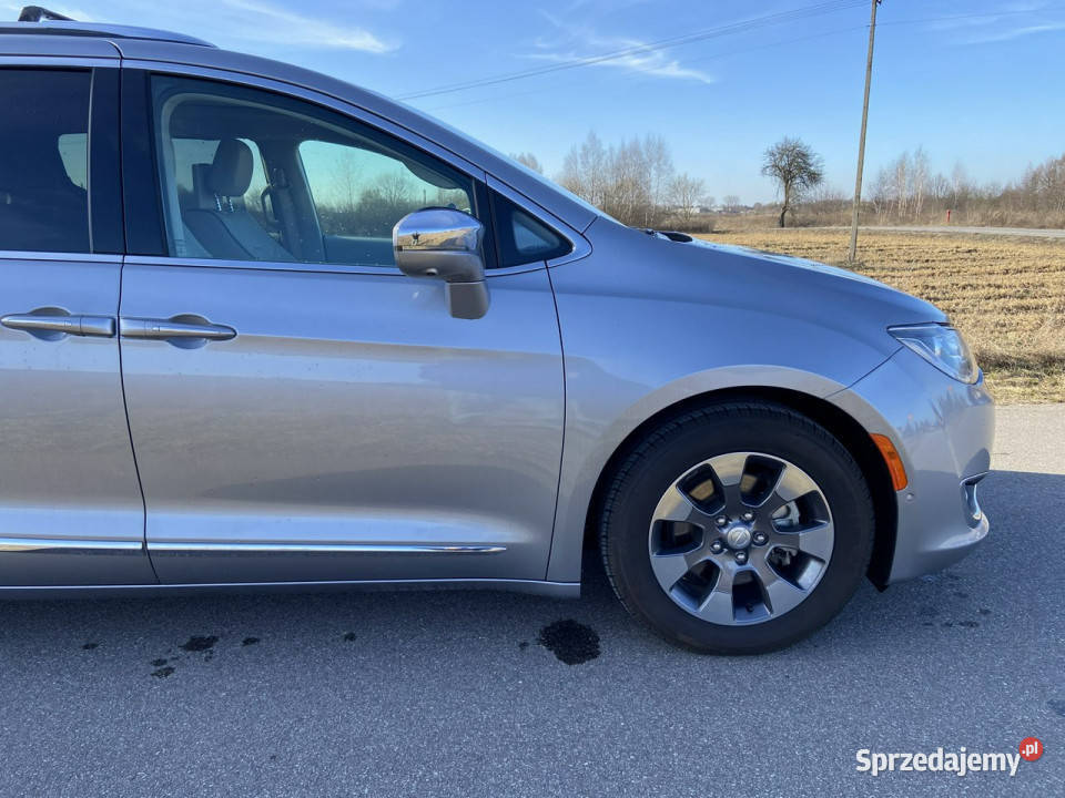 Chrysler Pacifica Hybryda PlugInBogata czujnik parkowania Siedlce