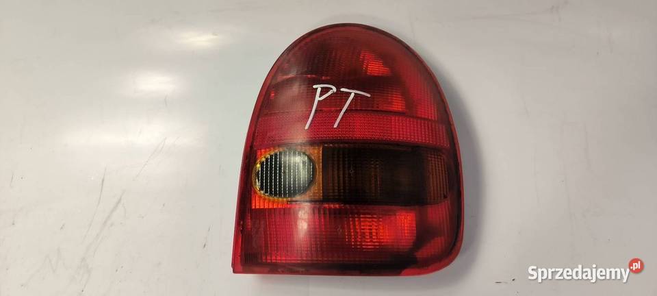 LAMPA PRAWA TYŁ OPEL CORSA B Lipno