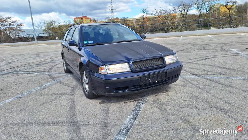 Skoda Octavia I Combi 18 T 2000 benzynagaz Klima 294500km Radom