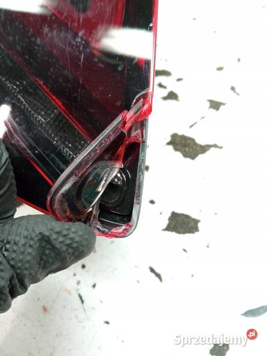 LAMPA TYŁ LEWA LED EUROPA MercedesBenz Cklasa IV sprzedam
