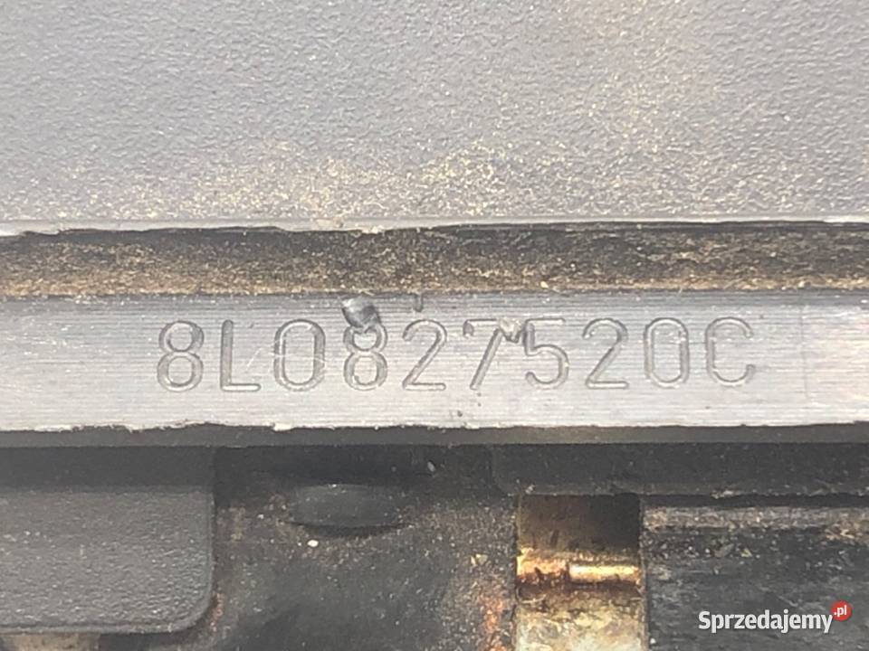 ZAMEK KLAPY TYŁ AUDI A3 8L Hatchback 8L0827520C Karoseria