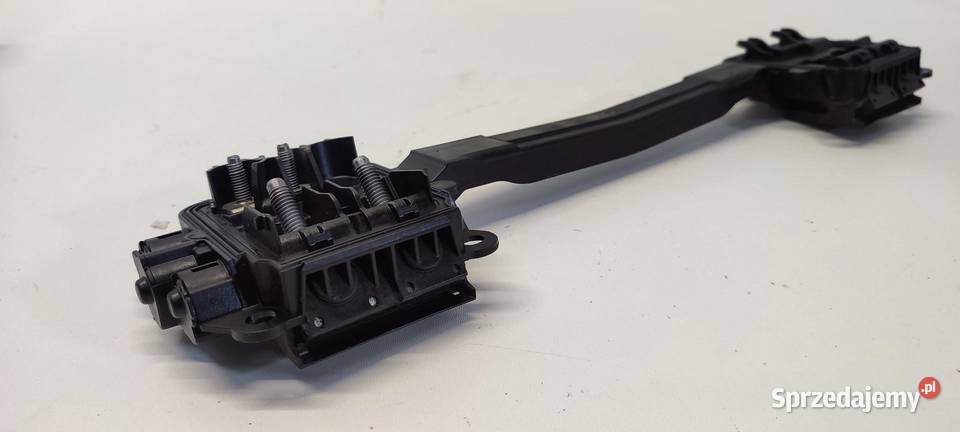 MERCEDES W205 KLEMA MOCOWANIE A2055452000