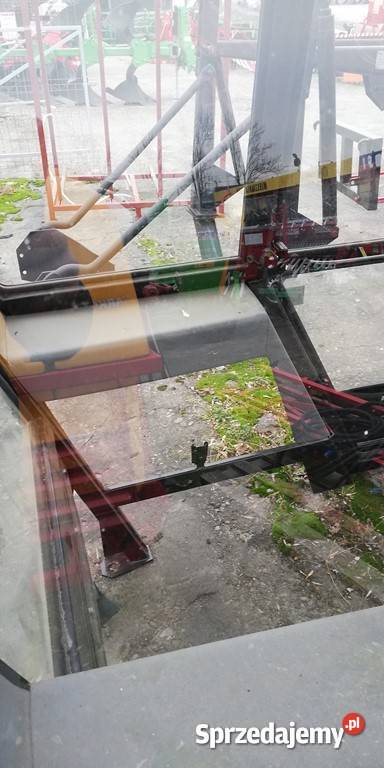 Ursus C360 C330 MF235 KOJA Kabina ciągnikowa Tarnów
