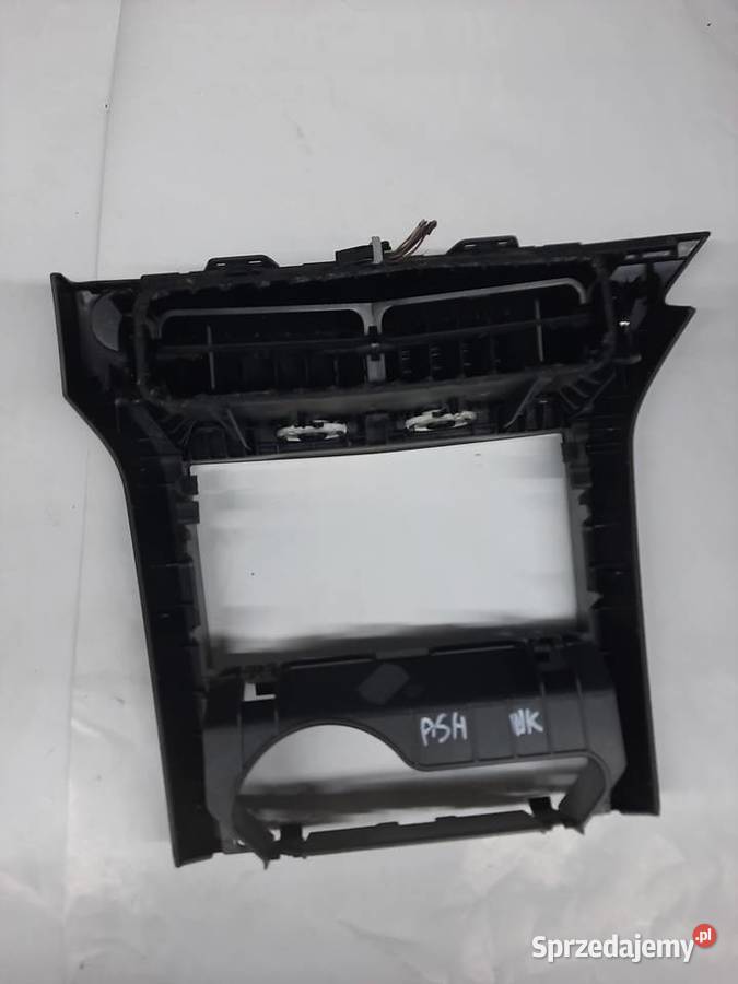 Opel Astra H 3 III UK Ramka środkowa ramka radia osobowe Ksawerów