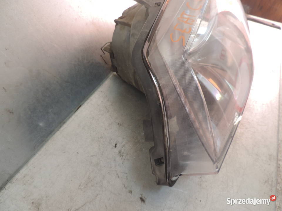 SEAT CORDOBA 2 LAMPA LEWY PRZÓD