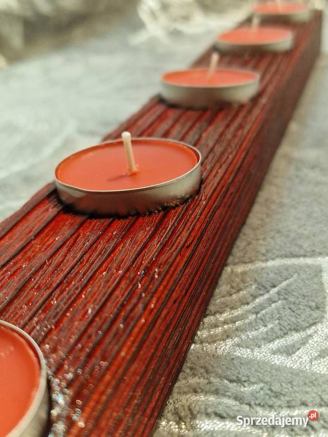Świecznik świerkowy Shou Sugi Ban głęboka czerwony Świeczniki Sępopol