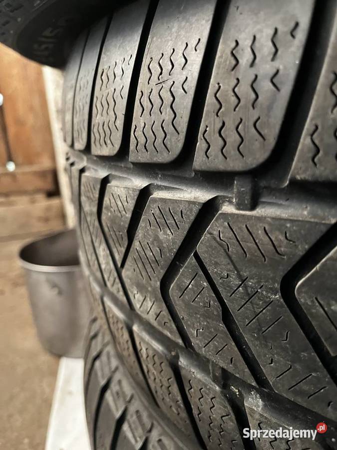 Opony Pirelli sottozero 3 24550 R18 Lidzbark