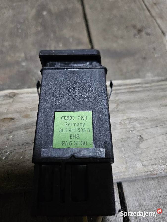 Przełącznik podgrzewania szyby audi a3 8l Helenów