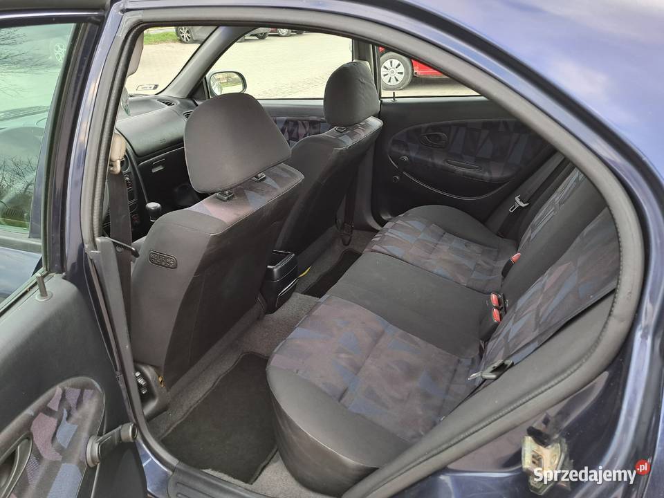 Mitsubishi Carisma GL TD 19 Diesel HAK Bez RDZY Nasielsk sprzedam