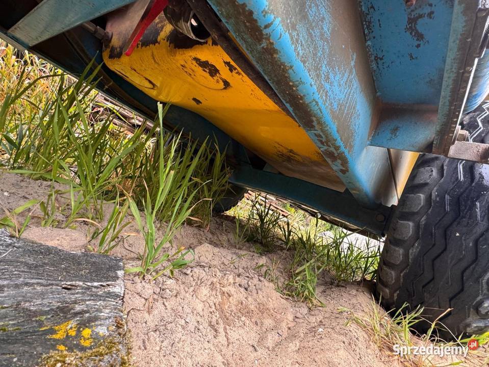 Opryskiwacz nobili 2000 l Kłodnica sprzedam