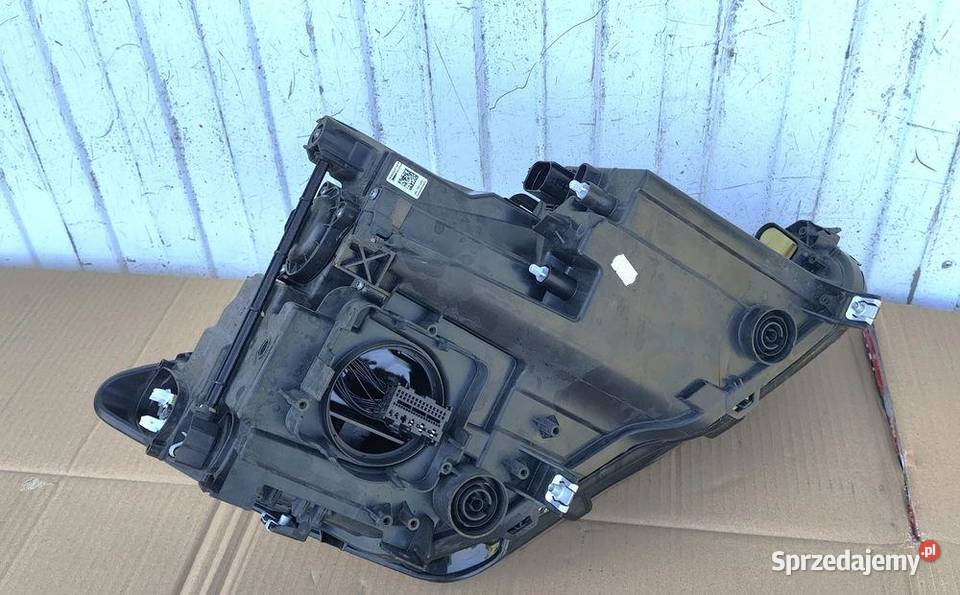 SEAT LEON IV 5FB FULL LED LAMPA LEWA PRZÓD