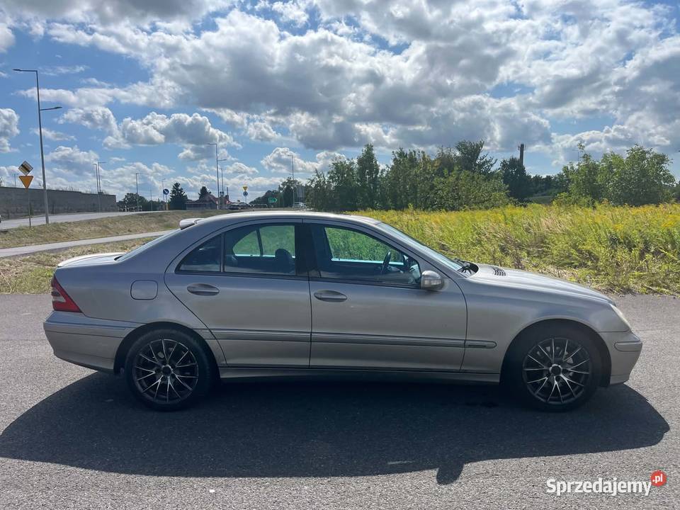 Mercedes W203 27 CDI 170 2003 nieuszkodzony