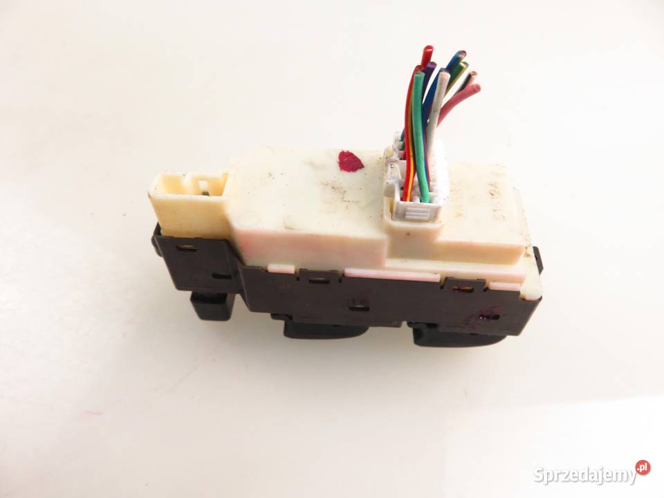 PANEL SZYB DAIHATSU SIRION M3