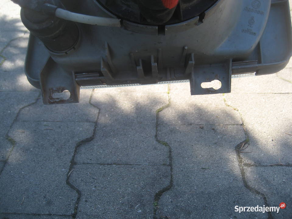 seat ibiza 8891r lampa przód prawa wielkopolskie Rakoniewice sprzedam
