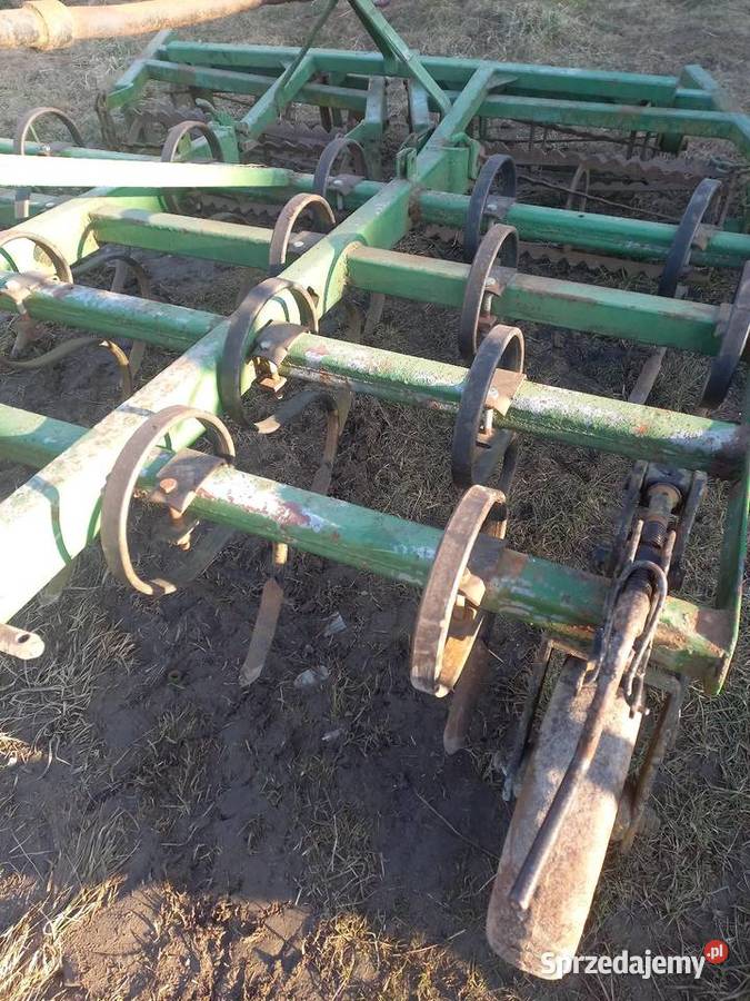 Agregat uprawowy nieuszkodzony