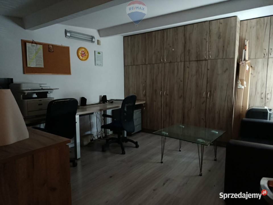 Budynek handlowo usługowy Szydłowiec