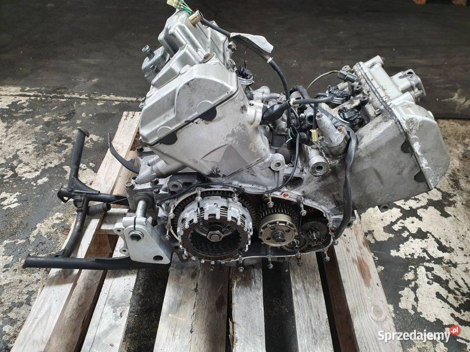 SILNIK MOTOCYKL HONDA VFR 800RR RC46E Lipno