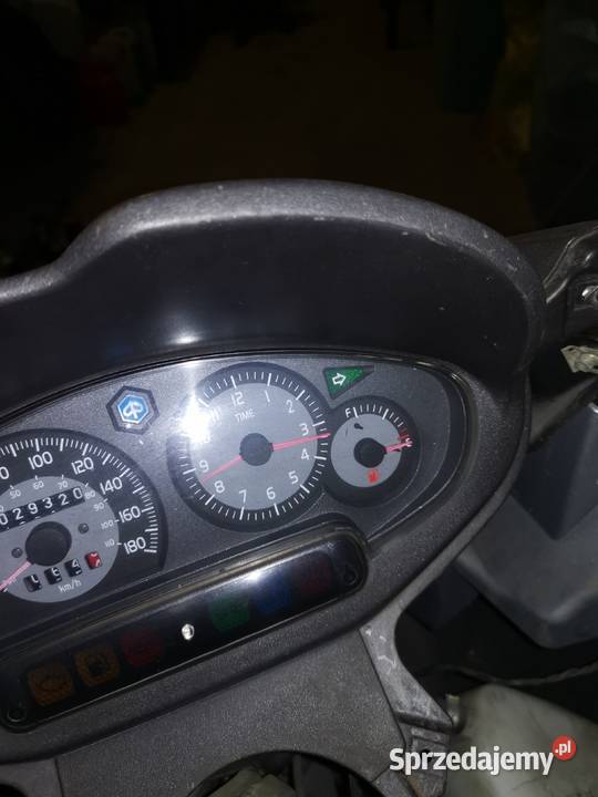 Piaggio X8 na części Rok produkcji 2006 Dębica