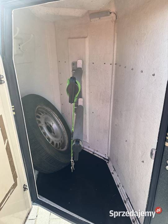 Przyczepa 2 konna Bockmann siodlarnia Mokra