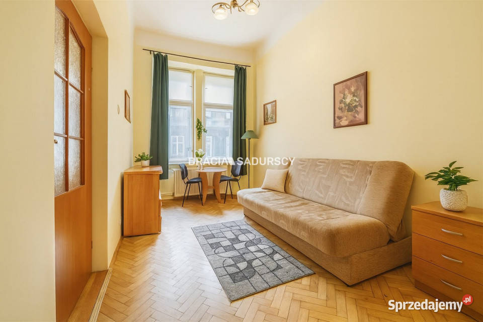 Mieszkanie Kraków Długa 766 metrów 2pok