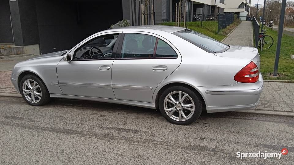 MERCEDES BENZ E3504MATICGaz 272KM Kraków