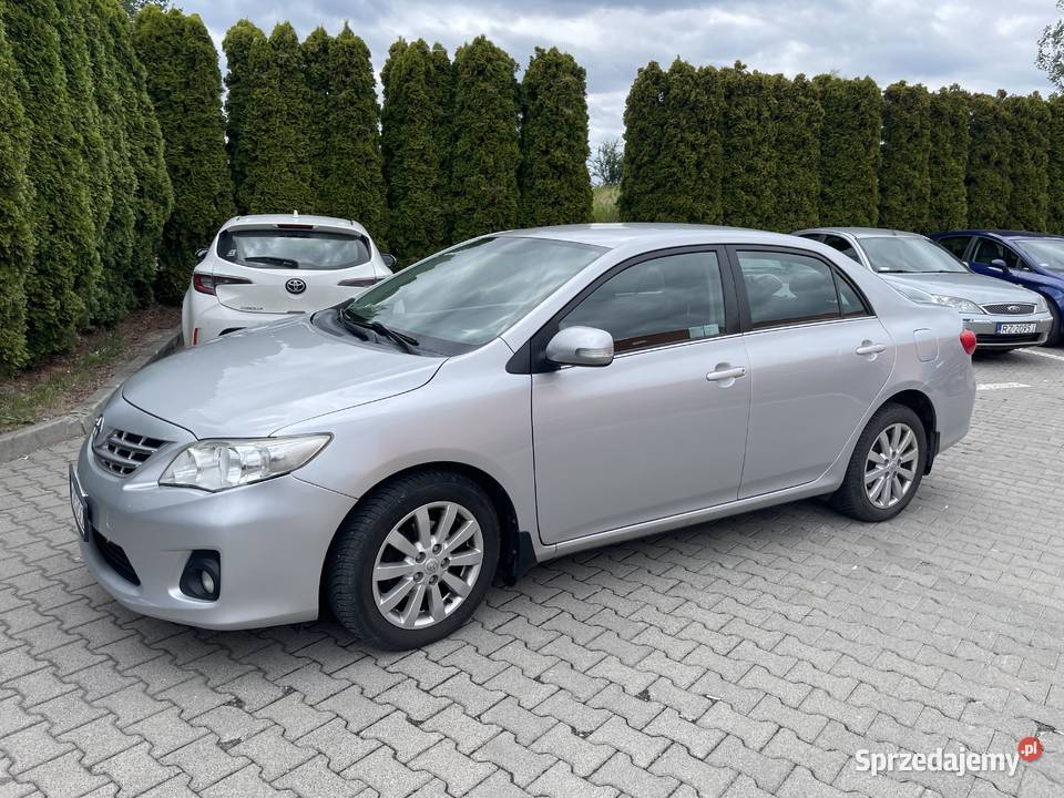 Toyota Corolla 2010 16 benzyna nieuszkodzony sprzedam