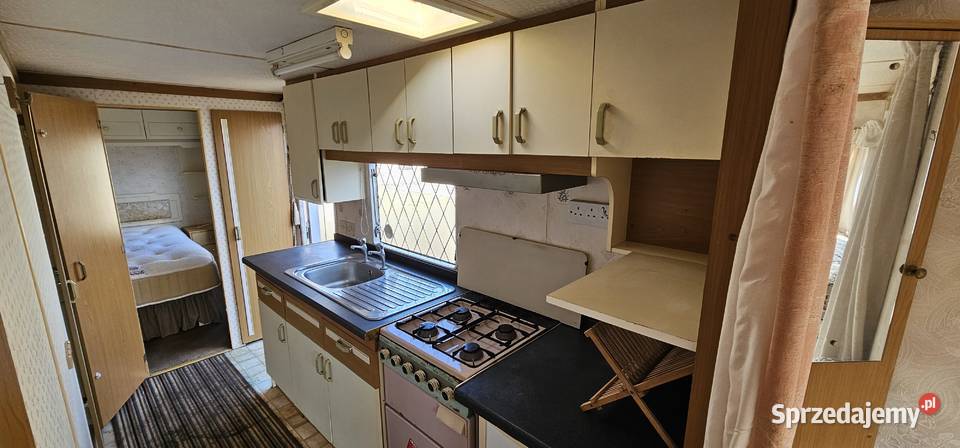 Domek holenderski CHORUS 2pokoje 537 plac Radom sprzedam