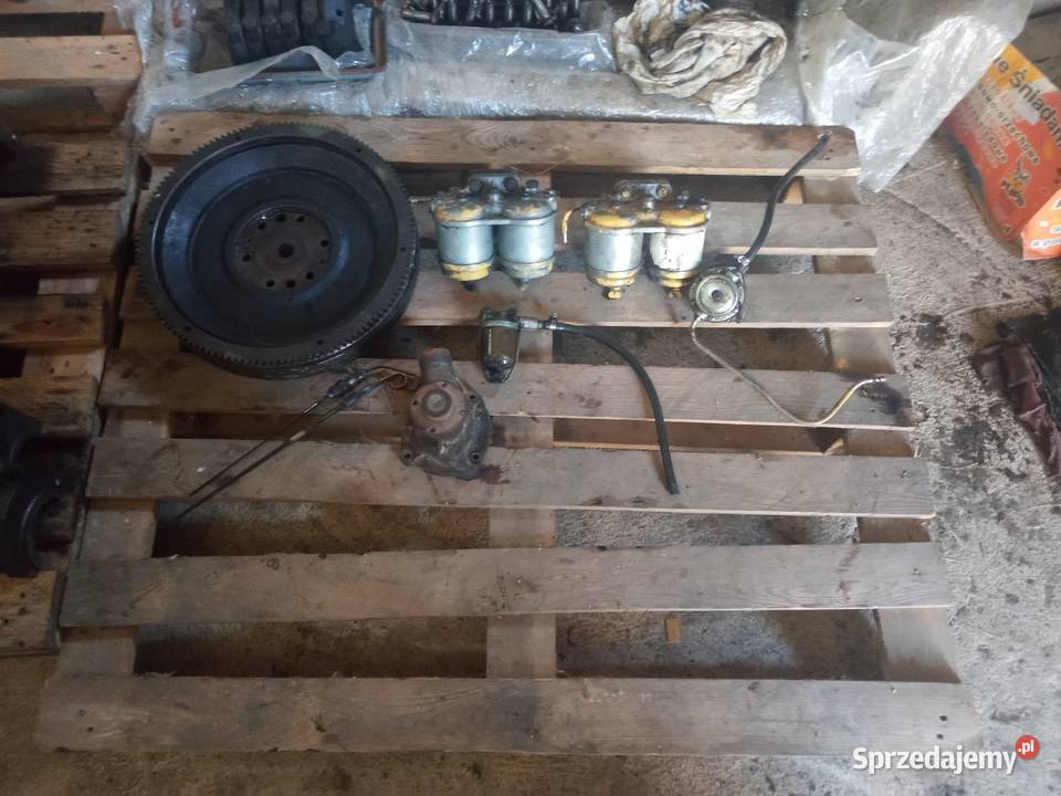Częśći silnik Ford 2713E2714E2715E Holland Claas
