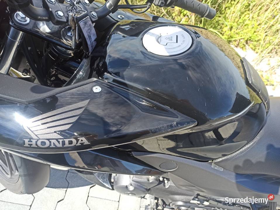 Honda CBF 125 M 3 ccm mały przebieg polski salon Honda sprzedam
